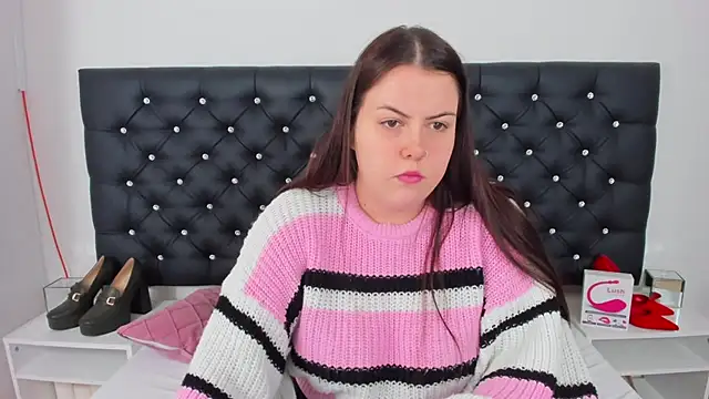 Snapshot of EvaLick chatting on 01-13-25, 08:15 EvaLick online show from 01-13-25, 08:15