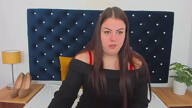 Snapshot of EvaLick chatting on 02-11-25, 09:31 EvaLick online show from 02-11-25, 09:31