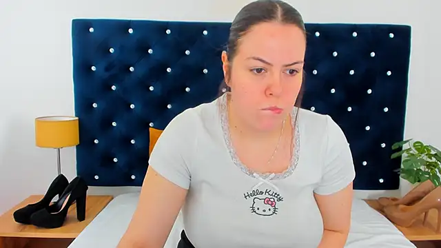 Snapshot of EvaLick chatting on 02-03-26, 07:24 EvaLick online show from 02-03-26, 07:24