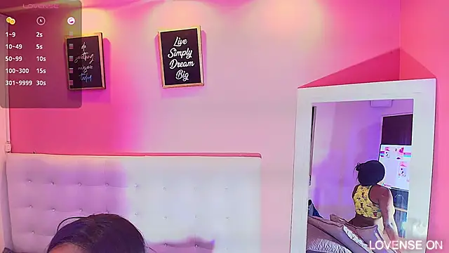 hornyhousekeeper  online show from 03-21-25, 01:01