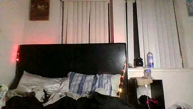 Snapshot of sexybribri@xh chatting on 01-19-25, 05:05 sexybribrixh online show from 01-19-25, 05:05
