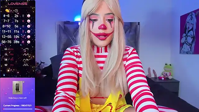 Snapshot of cutesarah_ chatting on 12-01-24, 09:04 cutesarah online show from 12-01-24, 09:04