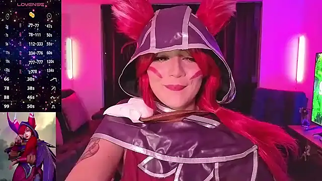 Snapshot of cutesarah_ chatting on 10-18-25, 01:30 cutesarah online show from 10-18-25, 01:30