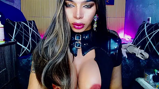 Snapshot of xx_MASSIVECockNCum_xx chatting on 12-29-24, 11:07 xx MASSIVECockNCum xx online show from 12-29-24, 11:07