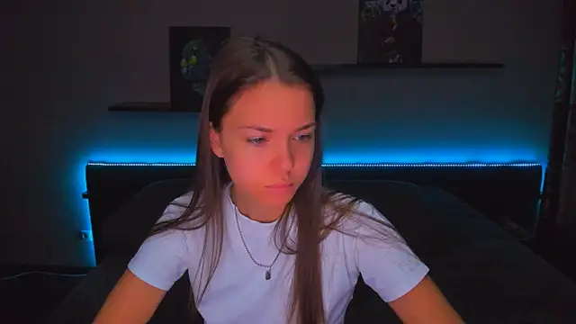 AlexaBarkley online show from 10-24-25, 12:19