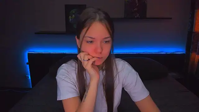 AlexaBarkley online show from 03-18-26, 12:36