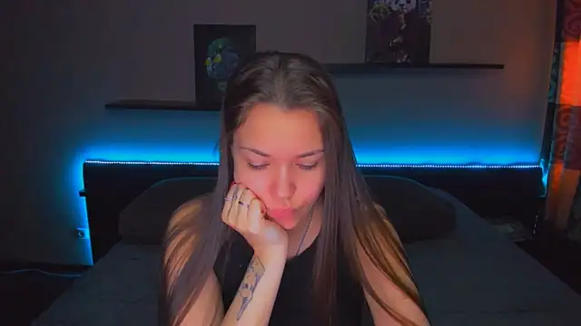 AlexaBarkley online show from 04-01-26, 12:44