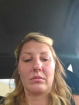 SheIsSomething online show from 01-03-25, 11:01