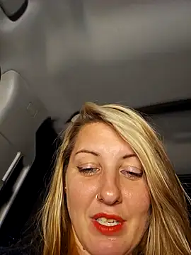 SheIsSomething online show from 01-19-25, 02:15