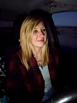 SheIsSomething online show from 01-10-26, 01:18