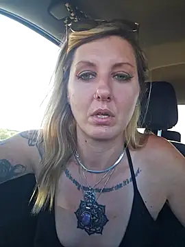 SheIsSomething online show from 02-18-26, 11:55