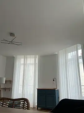 Snapshot of Simon-tem chatting on 03-21-25, 12:50 Simon-tem online show from 03-21-25, 12:50