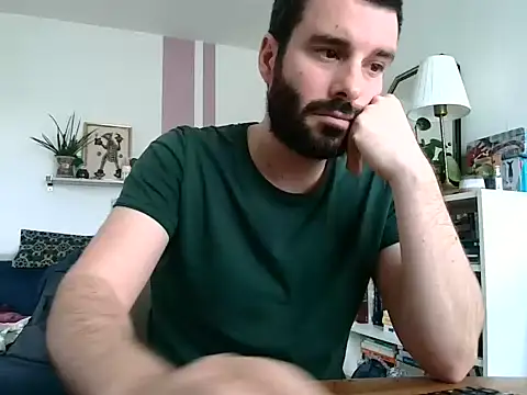 Snapshot of Simon-tem chatting on 03-09-26, 12:42 Simon-tem online show from 03-09-26, 12:42