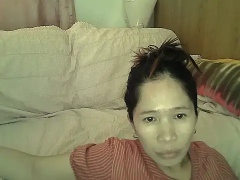 Alexiadreamer online show from 11-18-25, 01:11