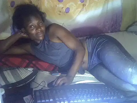 cute-shamza online show from 04-14-26, 05:46