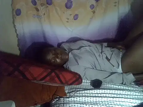 cute-shamza online show from 04-18-26, 07:58