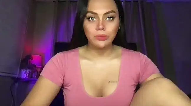 Snapshot of _MissKhimberlyXxx_ chatting on 01-17-25, 06:12 MissKhimberlyXxx online show from 01-17-25, 06:12