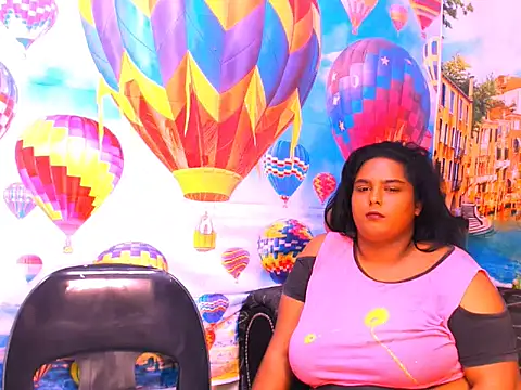 Snapshot of Indianfairy99 chatting on 01-23-25, 01:08 Indianfairy99 online show from 01-23-25, 01:08