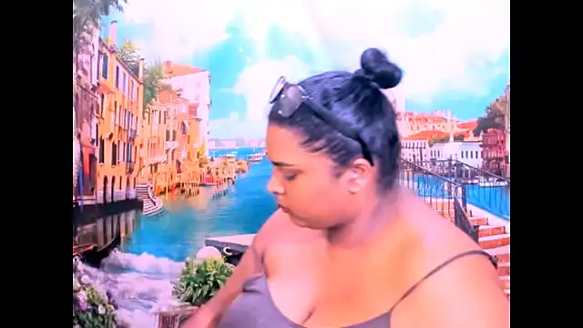 Snapshot of Indianfairy99 chatting on 12-17-25, 06:47 Indianfairy99 online show from 12-17-25, 06:47