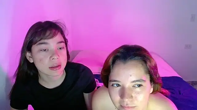 Gretten wright online show from 10-31-25, 04:30