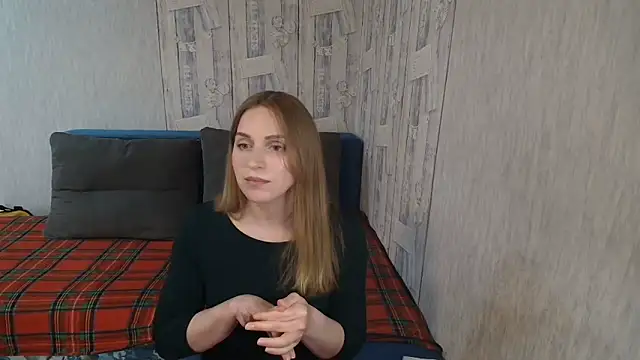 Pilly green  online show from 04-11-26, 07:45