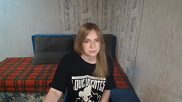 Snapshot of Pilly_green_ chatting on 05-05-26, 06:21 Pilly green online show from 05-05-26, 06:21
