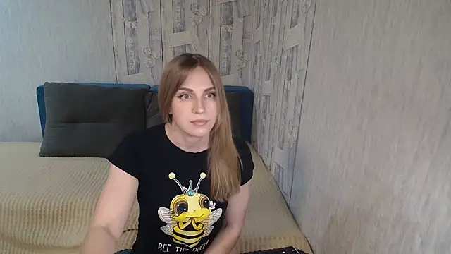 Snapshot of Pilly_green_ chatting on 05-19-26, 07:37 Pilly green online show from 05-19-26, 07:37