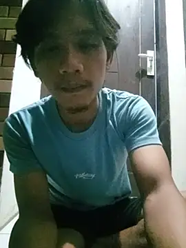 Snapshot of Ivanback@xh chatting on 07-22-26, 04:32 Ivanbackxh online show from 07-22-26, 04:32