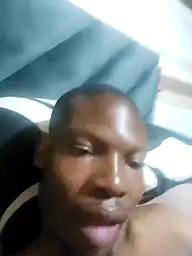 Snapshot of Malibongwe17 chatting on 10-07-25, 09:34 Malibongwe17 online show from 10-07-25, 09:34