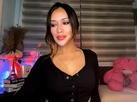 Jasmine Elcock online show from 10-26-25, 07:42