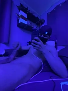 Cloudd Kingg Iceyyy online show from 03-12-26, 11:22