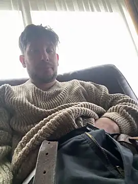 Snapshot of Taxidriver1988 chatting on 01-19-25, 02:59 Taxidriver1988 online show from 01-19-25, 02:59