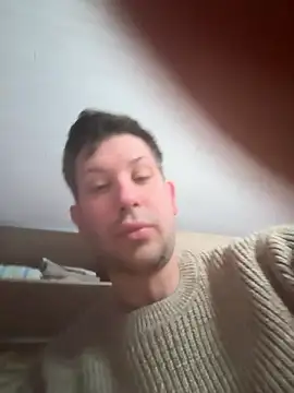 Snapshot of Taxidriver1988 chatting on 01-11-26, 02:33 Taxidriver1988 online show from 01-11-26, 02:33