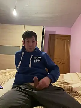 Snapshot of Taxidriver1988 chatting on 02-26-26, 08:19 Taxidriver1988 online show from 02-26-26, 08:19