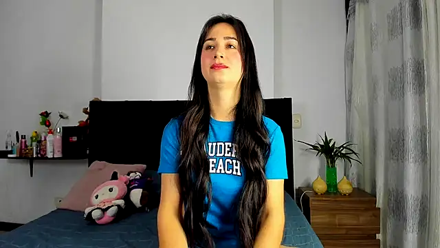 Snapshot of AndreaStivens chatting on 01-18-26, 10:41 AndreaStivens online show from 01-18-26, 10:41