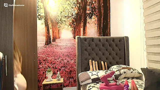 sofia23dirty online show from 09-18-25, 09:39