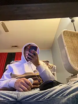 hottboyy45 online show from 12-02-25, 03:40