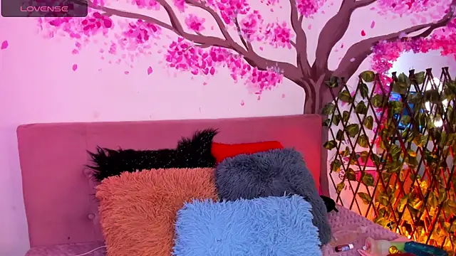 magali 19 online show from 12-02-24, 08:00