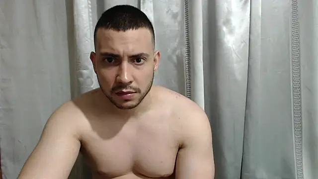 Armando 2002 online show from 05-21-26, 02:40