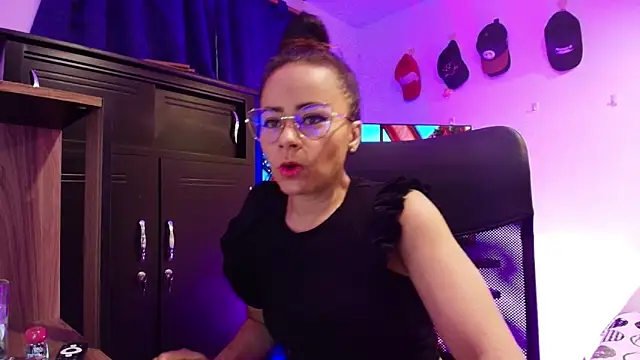 MistressSlut1 online show from 12-20-25, 11:50