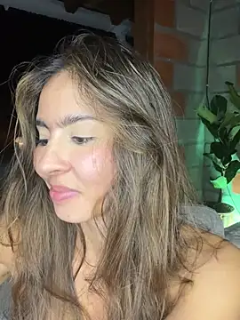 Snapshot of RouseColins chatting on 02-12-25, 02:35 RouseColins online show from 02-12-25, 02:35