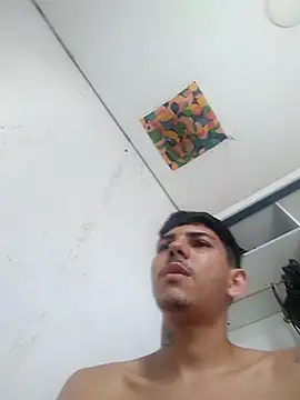 eu poseison online show from 03-18-25, 04:59