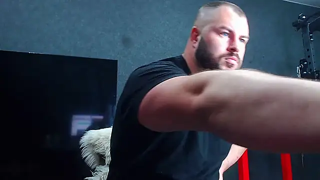 Snapshot of muscularjohnforuX chatting on 04-25-26, 02:58 muscularjohnforuX online show from 04-25-26, 02:58