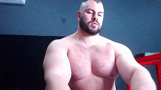 Snapshot of muscularjohnforuX chatting on 04-30-26, 07:20 muscularjohnforuX online show from 04-30-26, 07:20