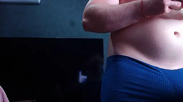 Snapshot of muscularjohnforuX chatting on 05-04-26, 07:48 muscularjohnforuX online show from 05-04-26, 07:48