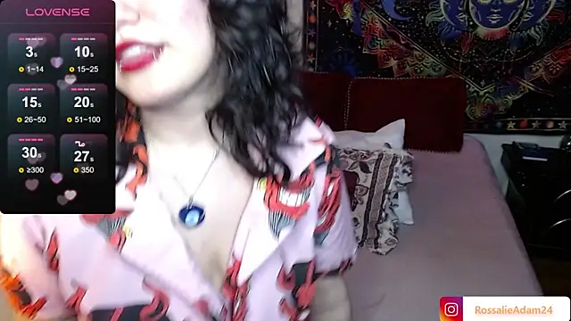 Snapshot of RossalieAdam24 chatting on 02-05-25, 01:04 RossalieAdam24 online show from 02-05-25, 01:04