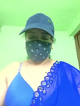 Snapshot of yourtina chatting on 05-17-26, 11:28 yourtina online show from 05-17-26, 11:28