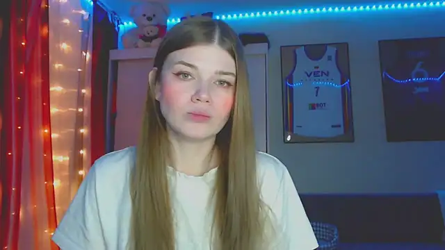 Snapshot of Klementa chatting on 02-13-26, 06:48 Klementa online show from 02-13-26, 06:48