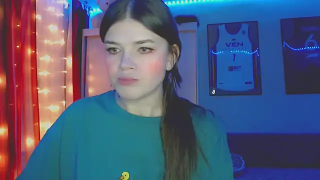 Snapshot of Klementa chatting on 02-28-26, 08:32 Klementa online show from 02-28-26, 08:32