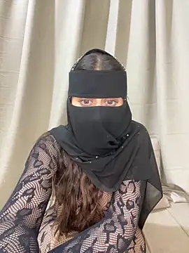 Snapshot of arabiaAna chatting on 05-01-26, 11:53 arabiaAna online show from 05-01-26, 11:53